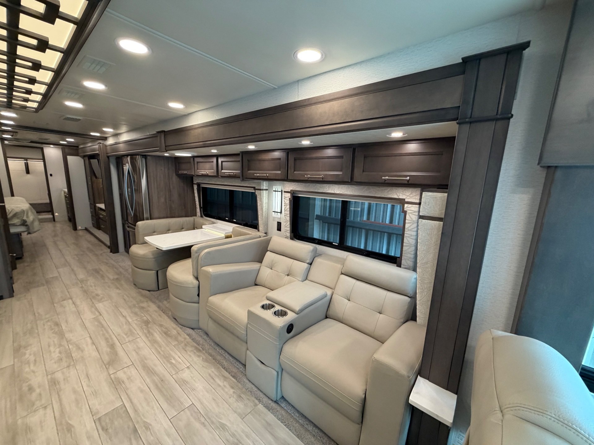 2024 Entegra Coach Aspire 44D - Photo 3