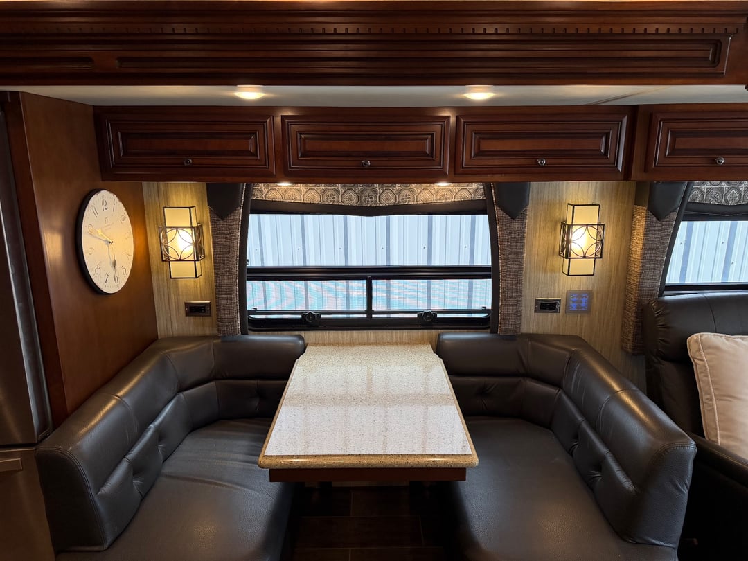 2017 Newmar Dutch Star 4369, Dining area photo 2