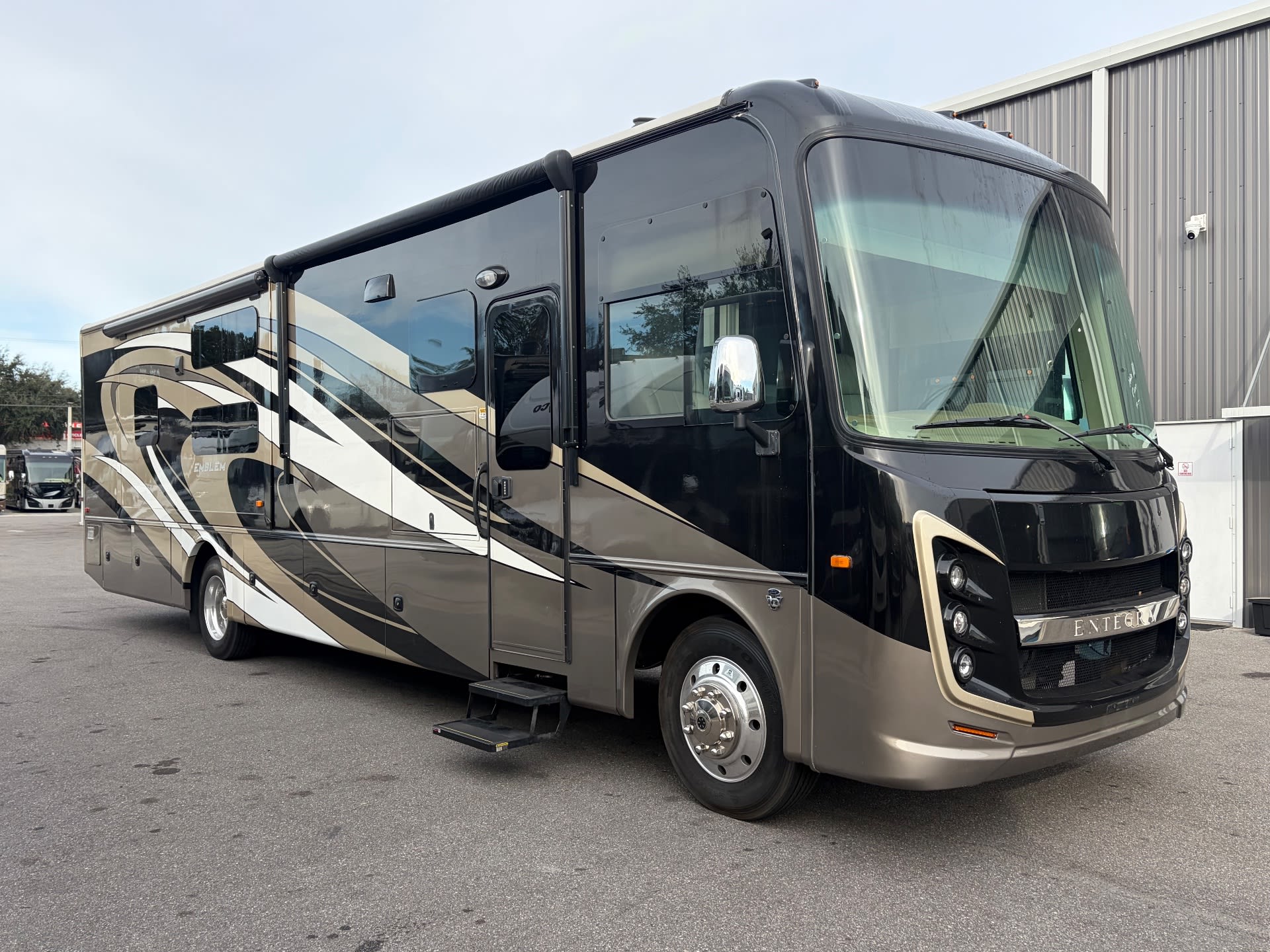 2019 Entegra Coach Emblem 36T - Exterior view