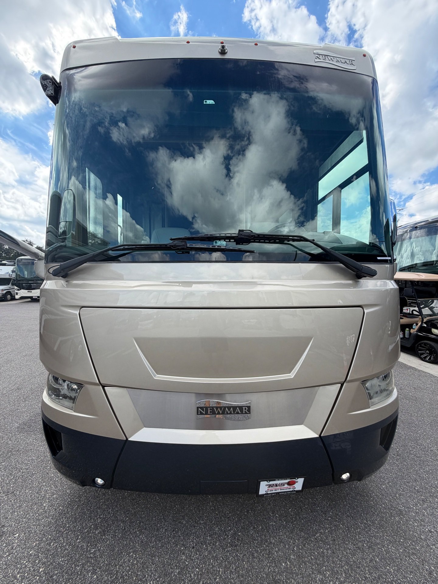 2020 Newmar Ventana 4369 — Exterior photo 2