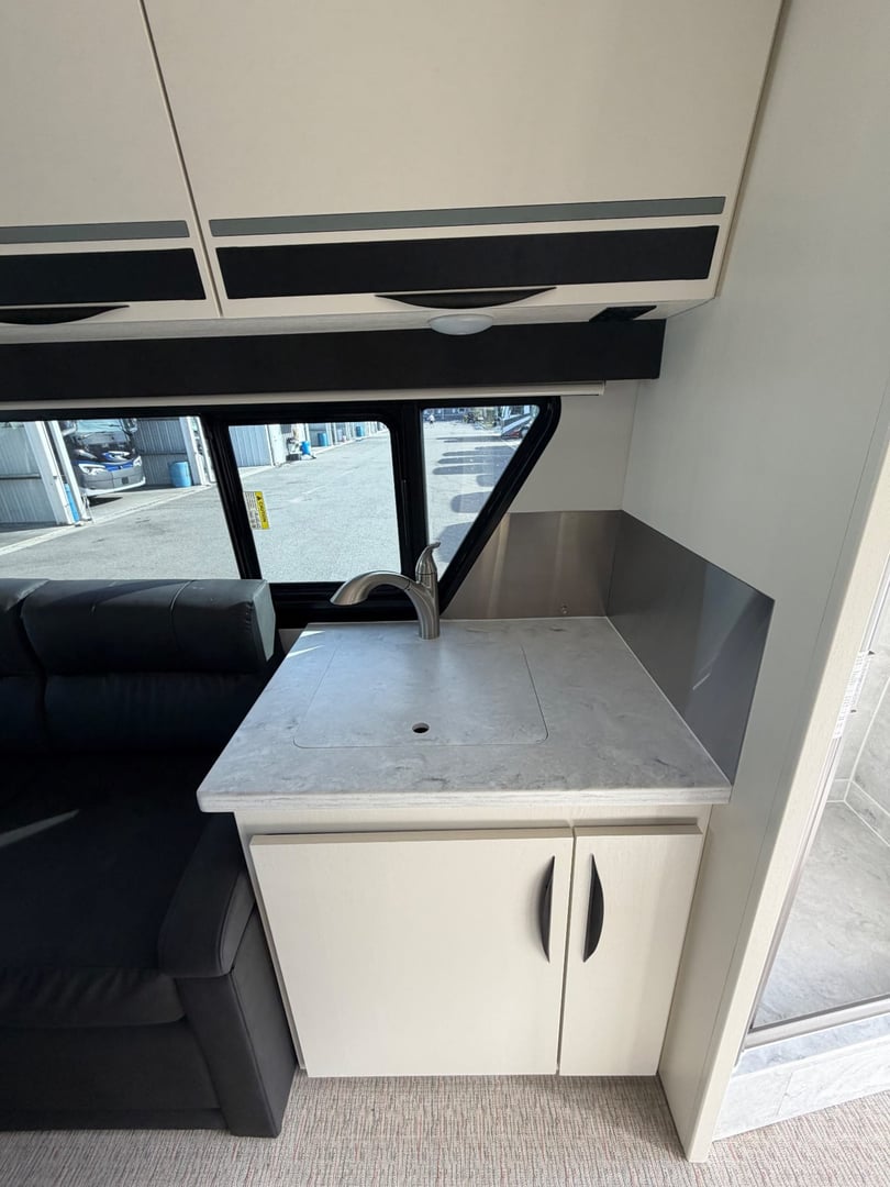 2026 Chinook RV Summit DS, Kitchen photo 2