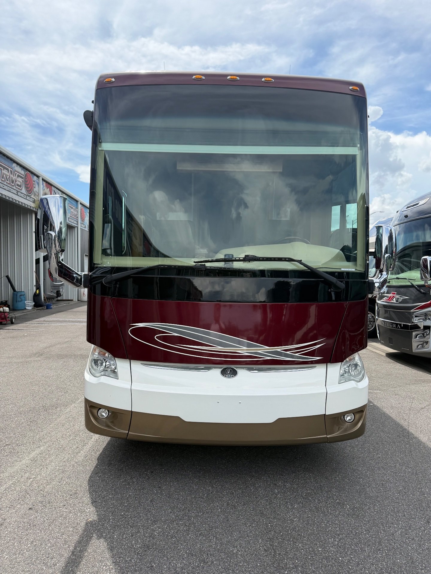 2017 Tiffin Allegro Bus 45 OPP - Exterior view 2