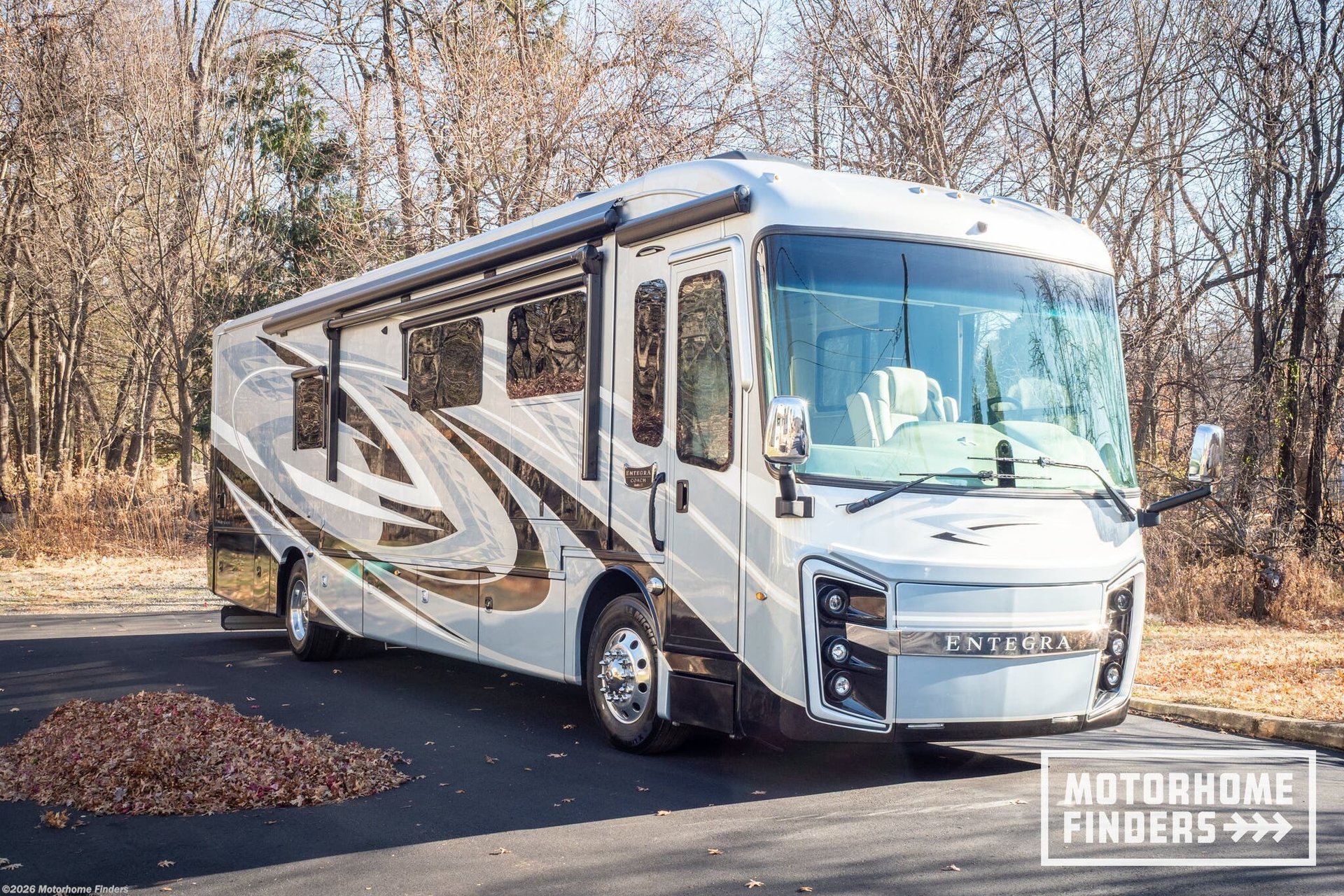 2025 Entegra Coach Reatta XL 40Q2 - Photo 2
