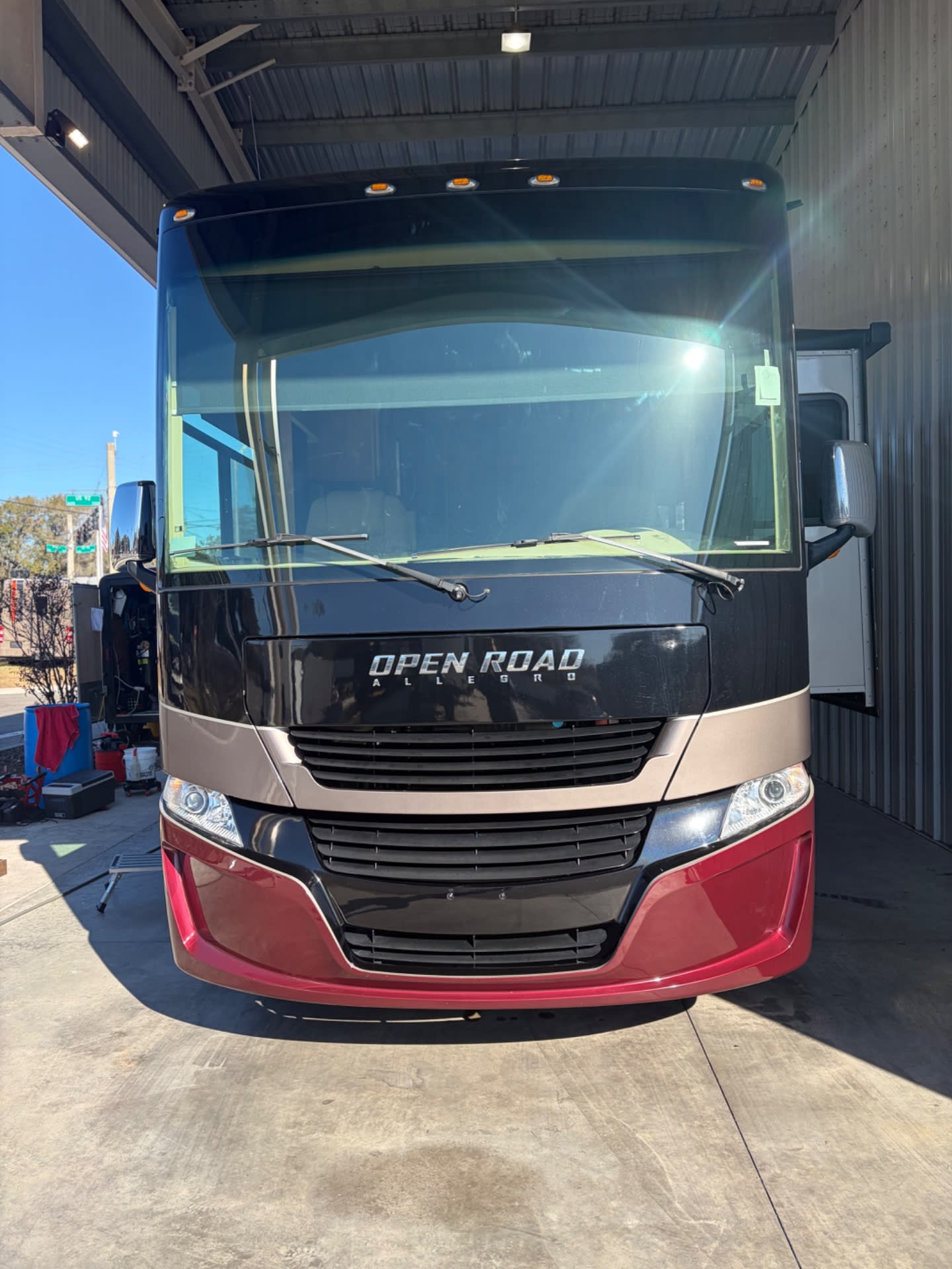2022 Tiffin Open Road Allegro 34 PA - Exterior view 2
