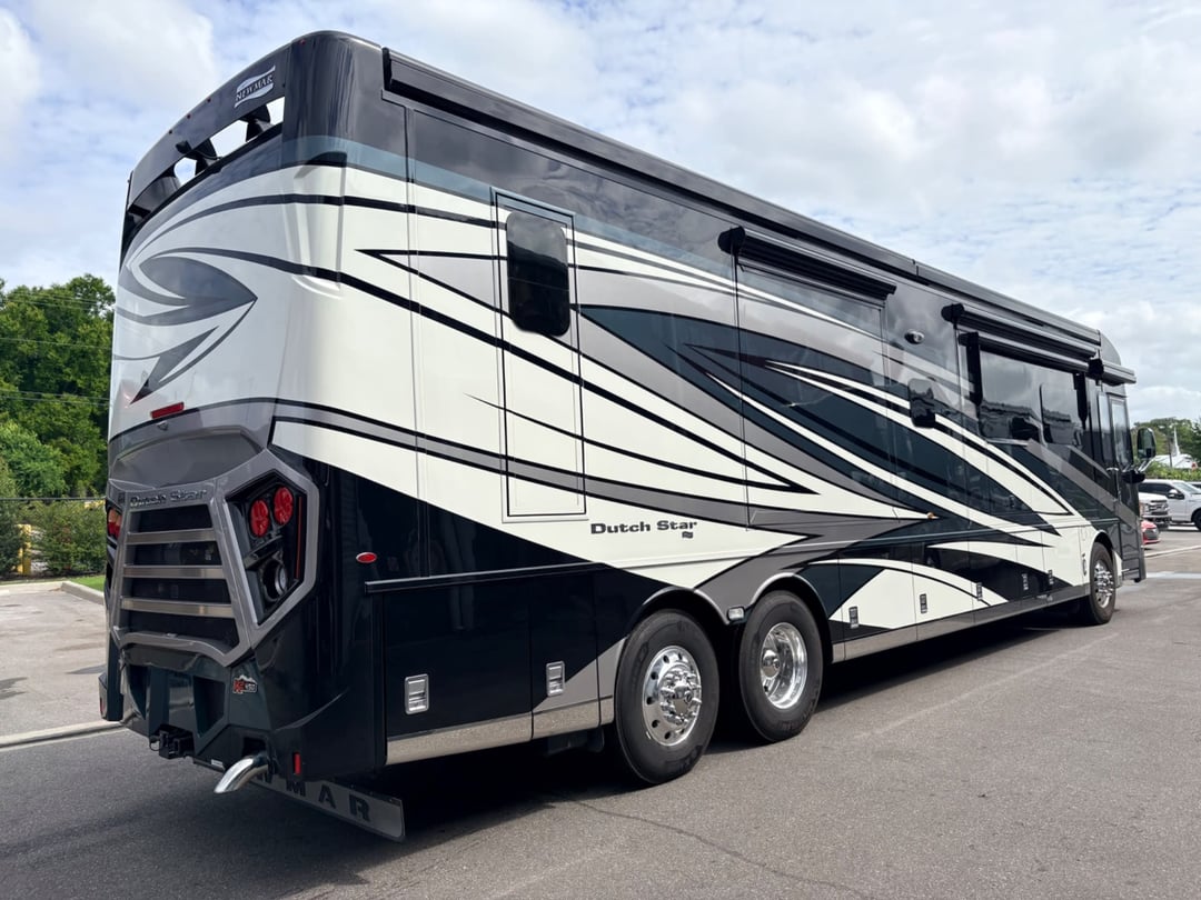 2023 Newmar Dutch Star 4370, Exterior photo 6