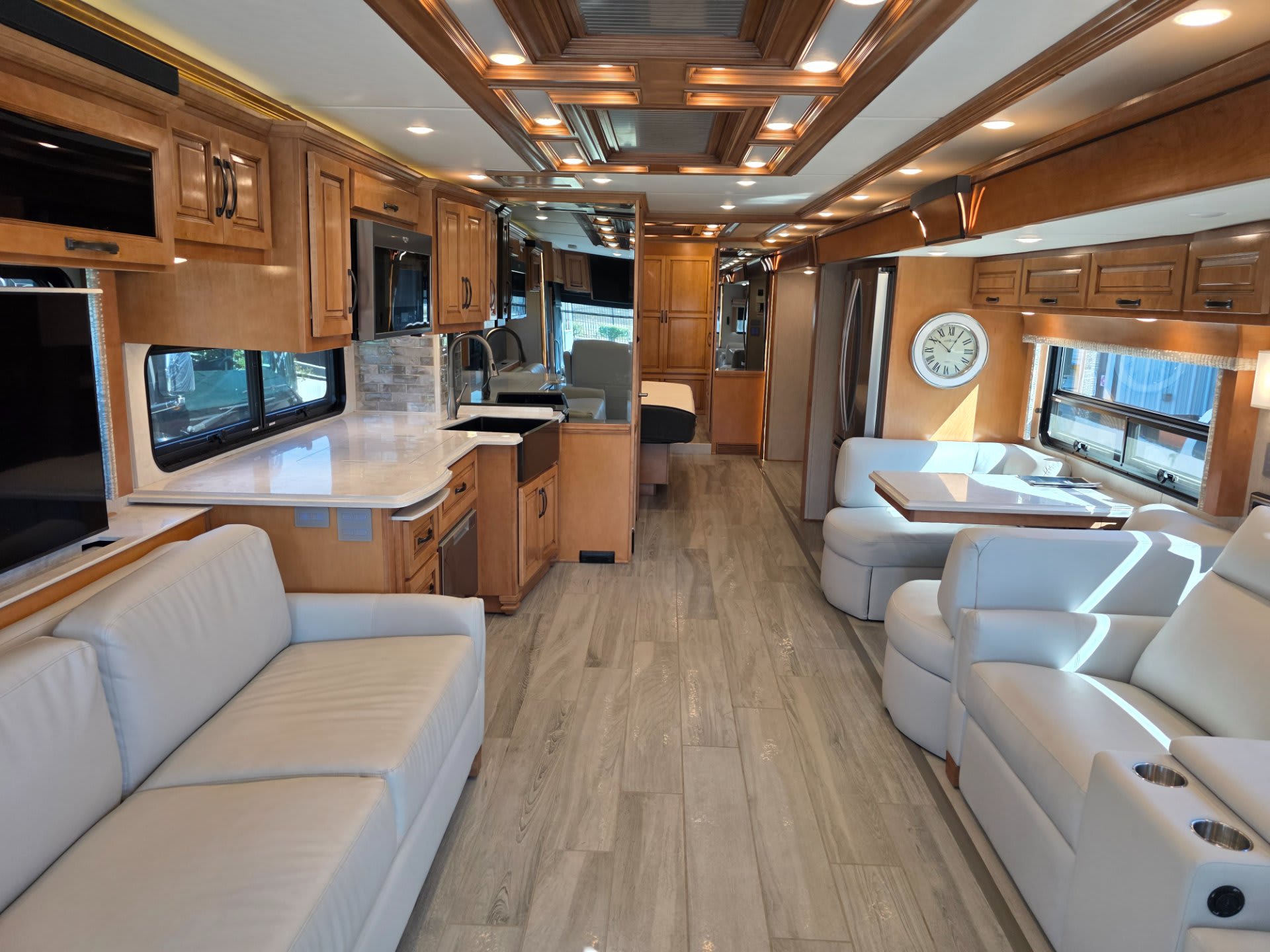 2023 Newmar Dutch Star 4369 - Interior view