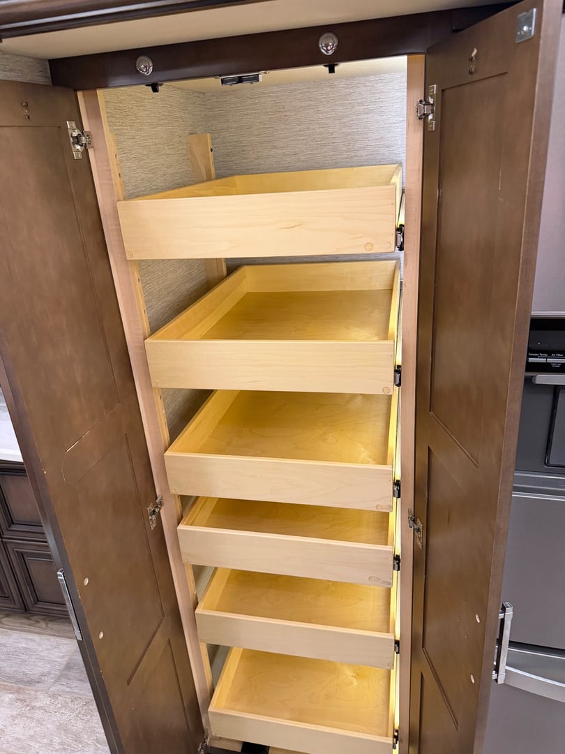 2020 Newmar Mountain Aire 4551, Storage photo 3