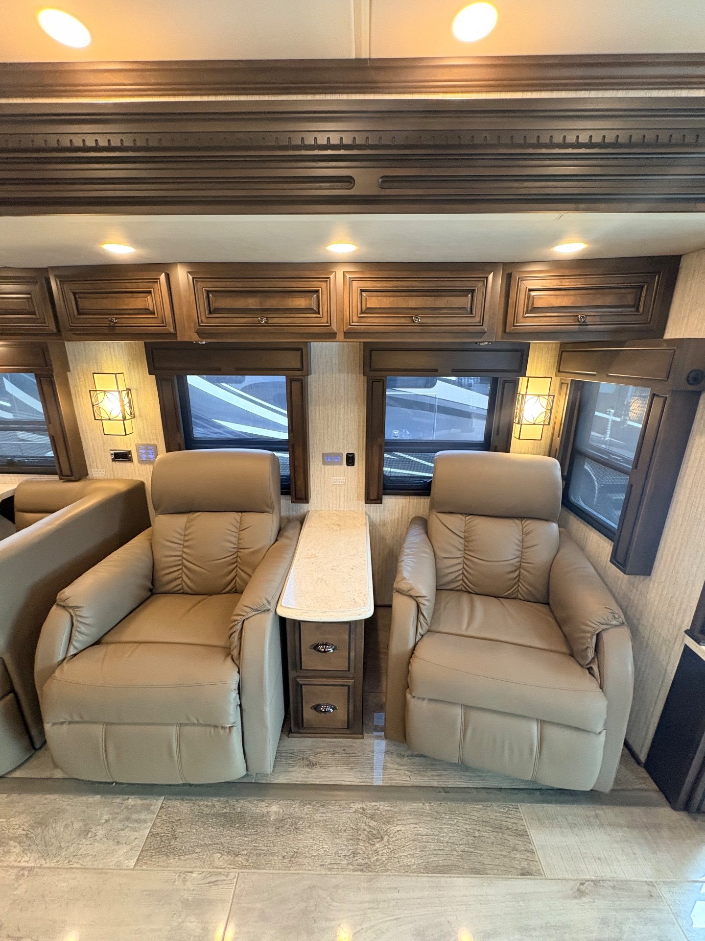 2019 Newmar Dutch Star 4369 - Interior view 2
