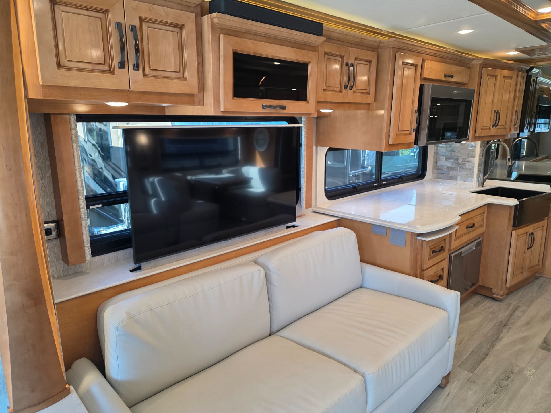2023 Newmar Dutch Star 4369 - Interior view 2