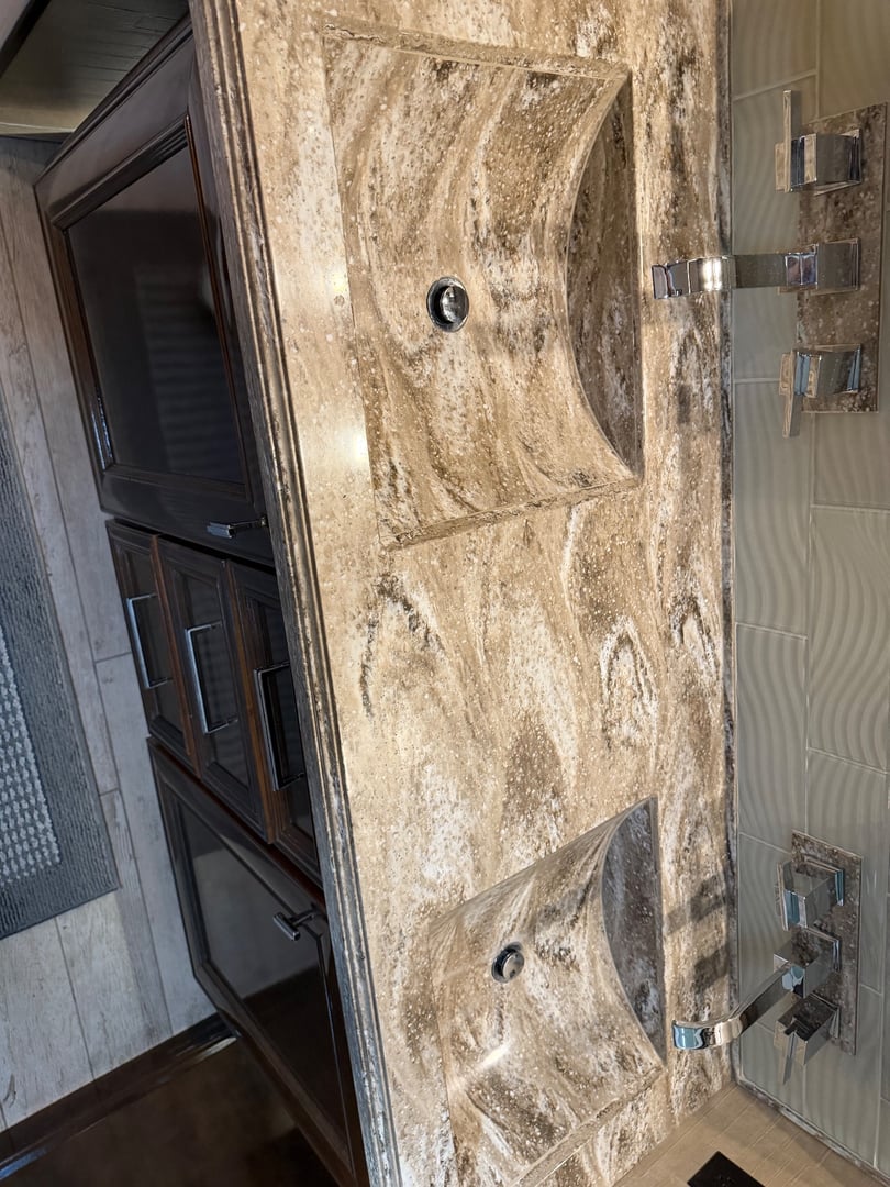 2019 Tiffin Allegro Bus 45 OPP, Bathroom photo 4