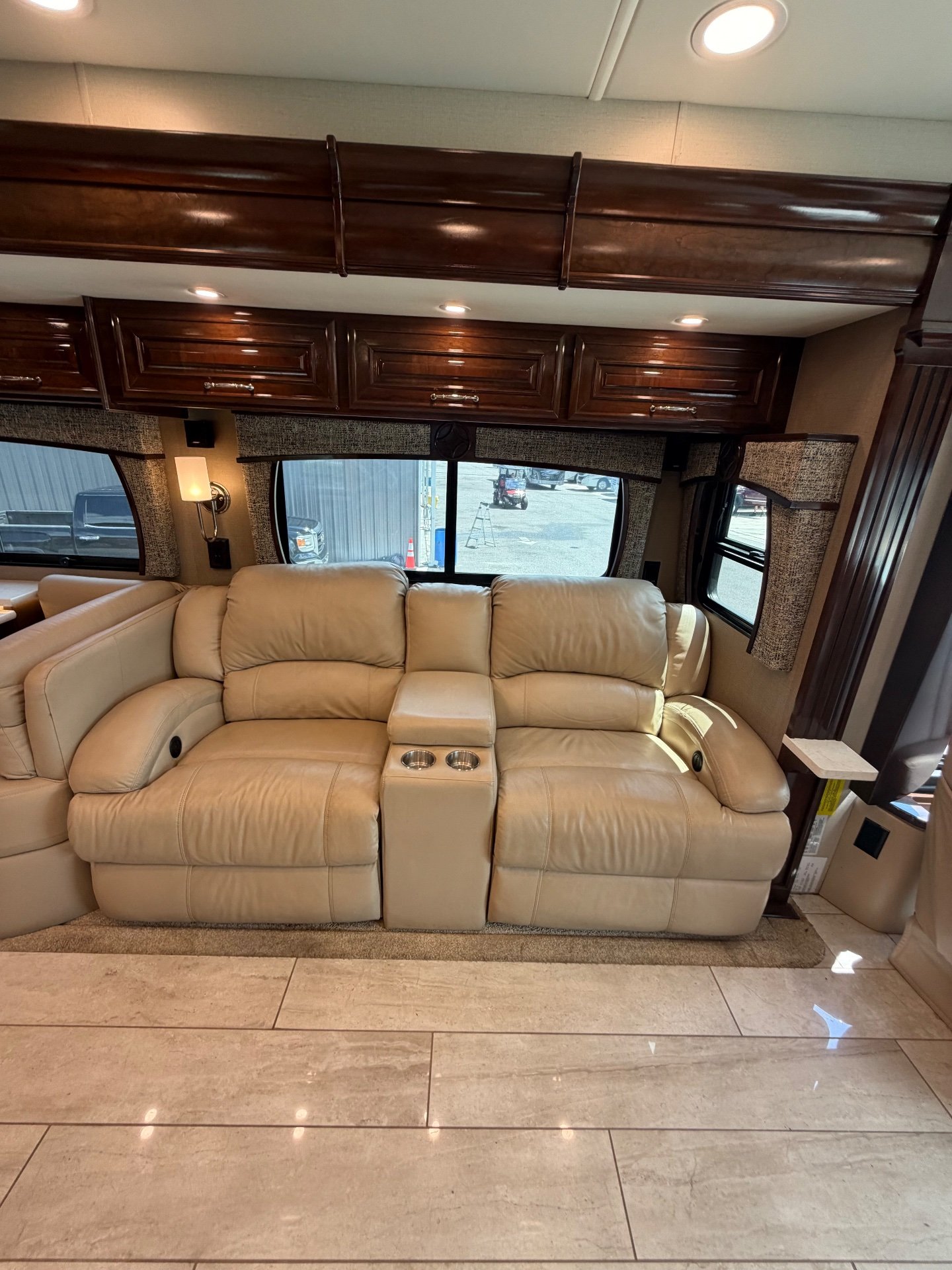 2021 Entegra Coach Cornerstone 45W - Interior view 2