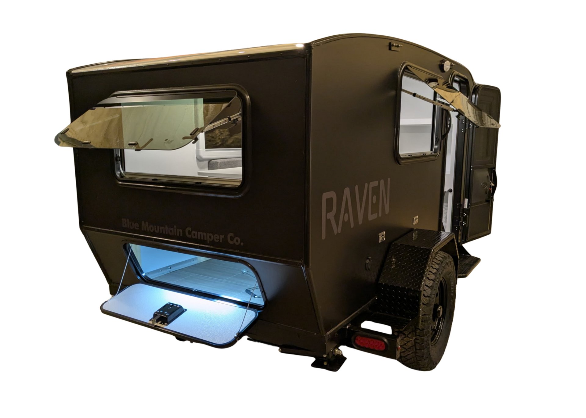 Blue Mountain Camper Raven BASE exterior