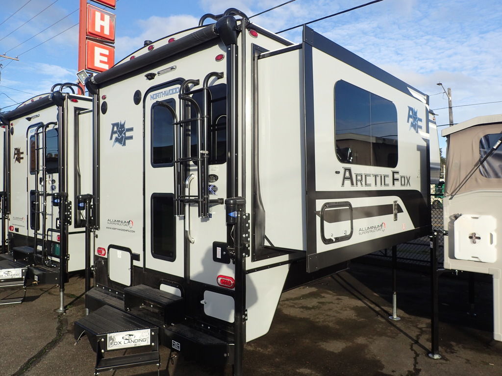 2026 Northwood Arctic Fox Camper 811 - Photo 2