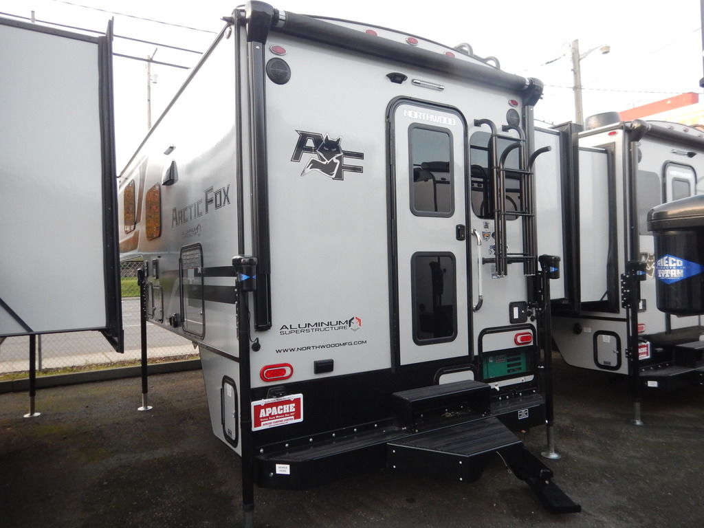 2026 Northwood Arctic Fox Camper 990 - Photo 2