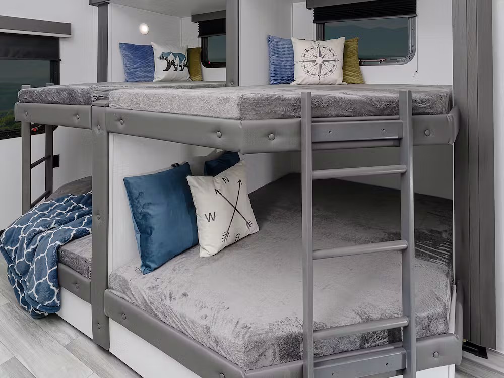 Rear bunkhouse in the Keystone Sprinter Limited 3810QBS