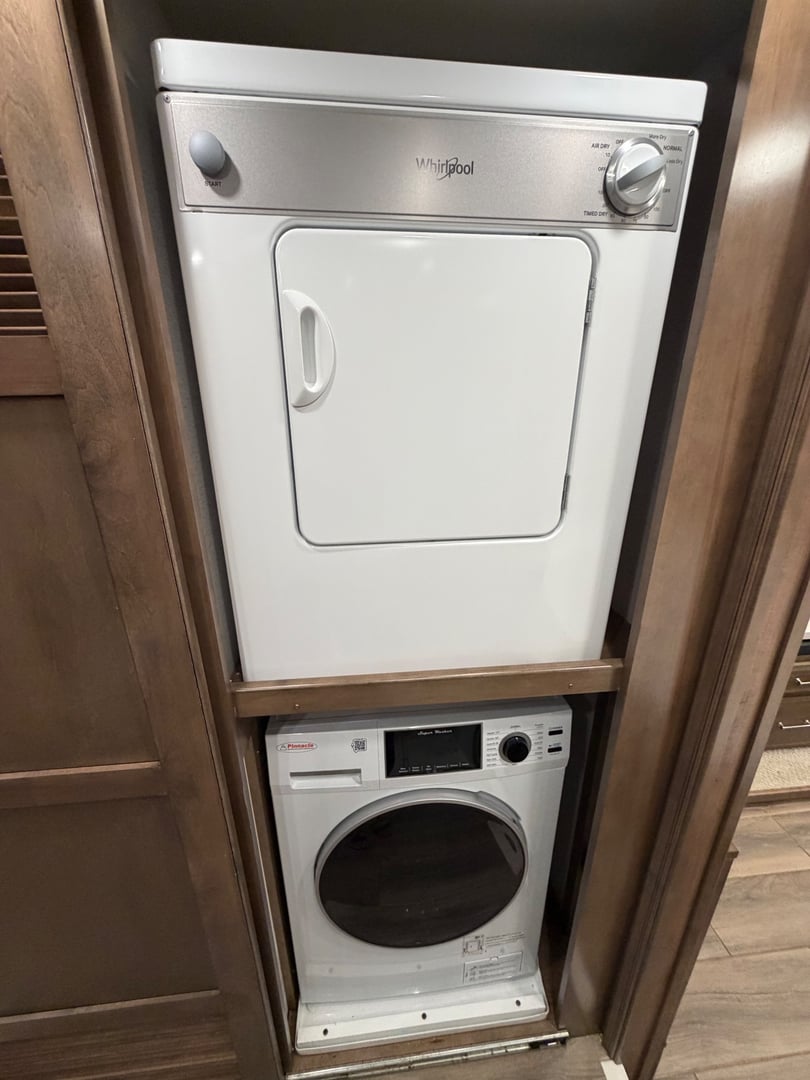 2022 Entegra Coach Aspire 44W, Mechanical photo 3
