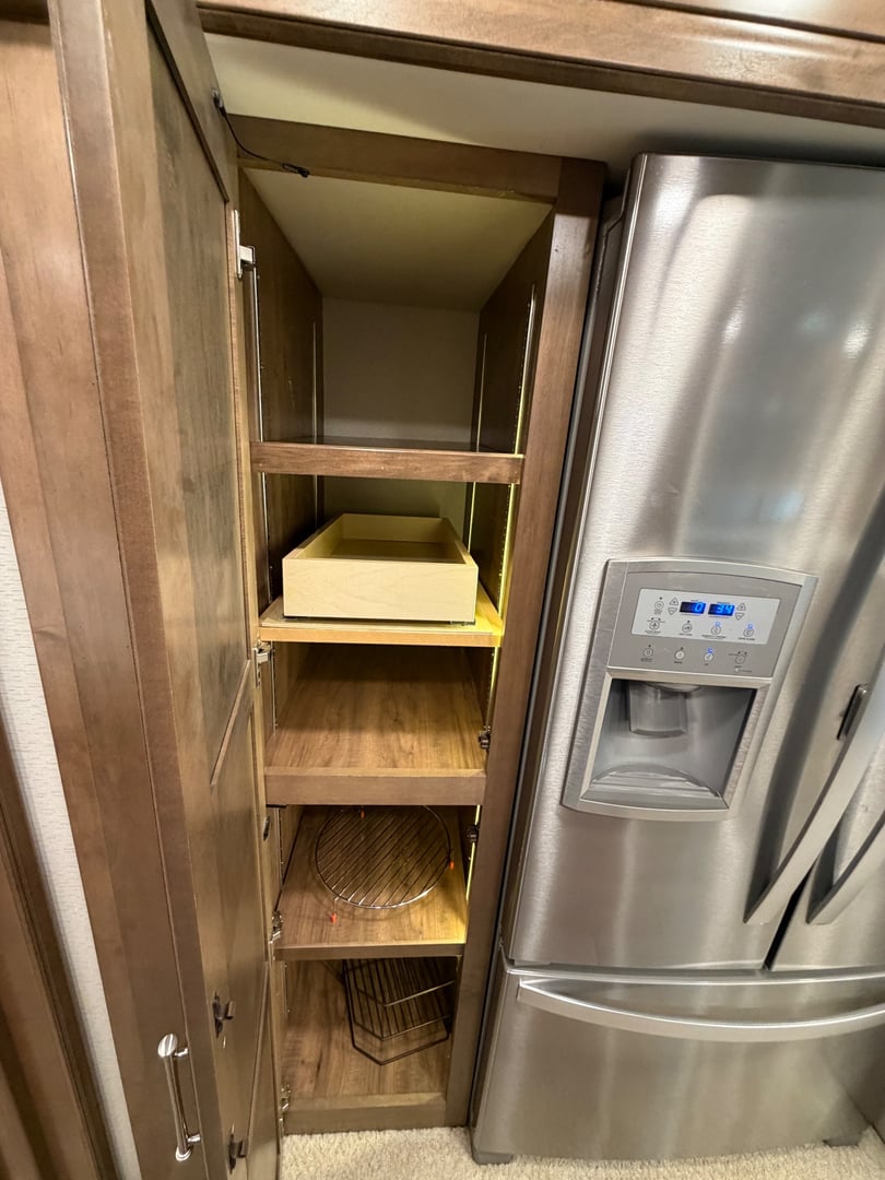 2022 Entegra Coach Aspire 44W, Kitchen photo 5