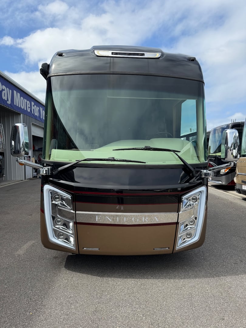 2019 Entegra Coach Anthem 44B, Exterior photo 5
