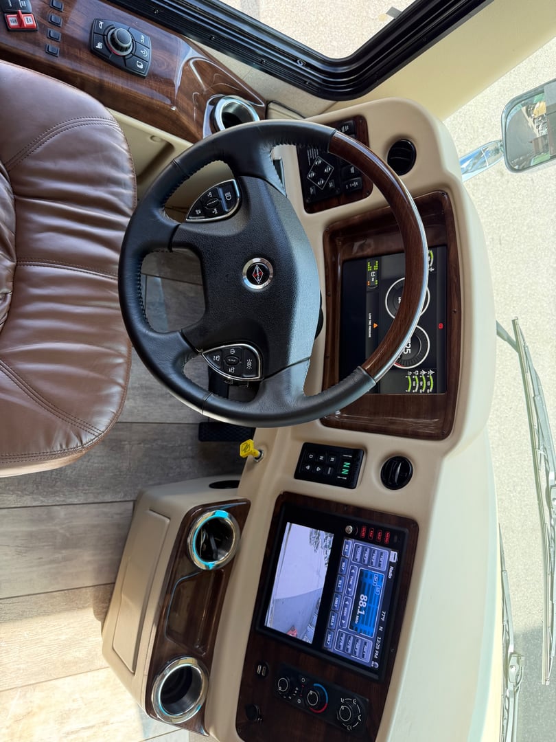2019 Entegra Coach Anthem 44B, Cockpit photo 3
