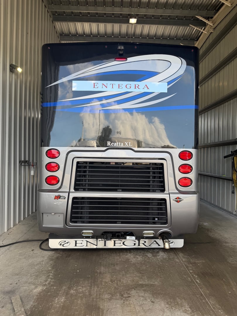 2020 Entegra Coach Reatta XL 39BH, Exterior photo 3