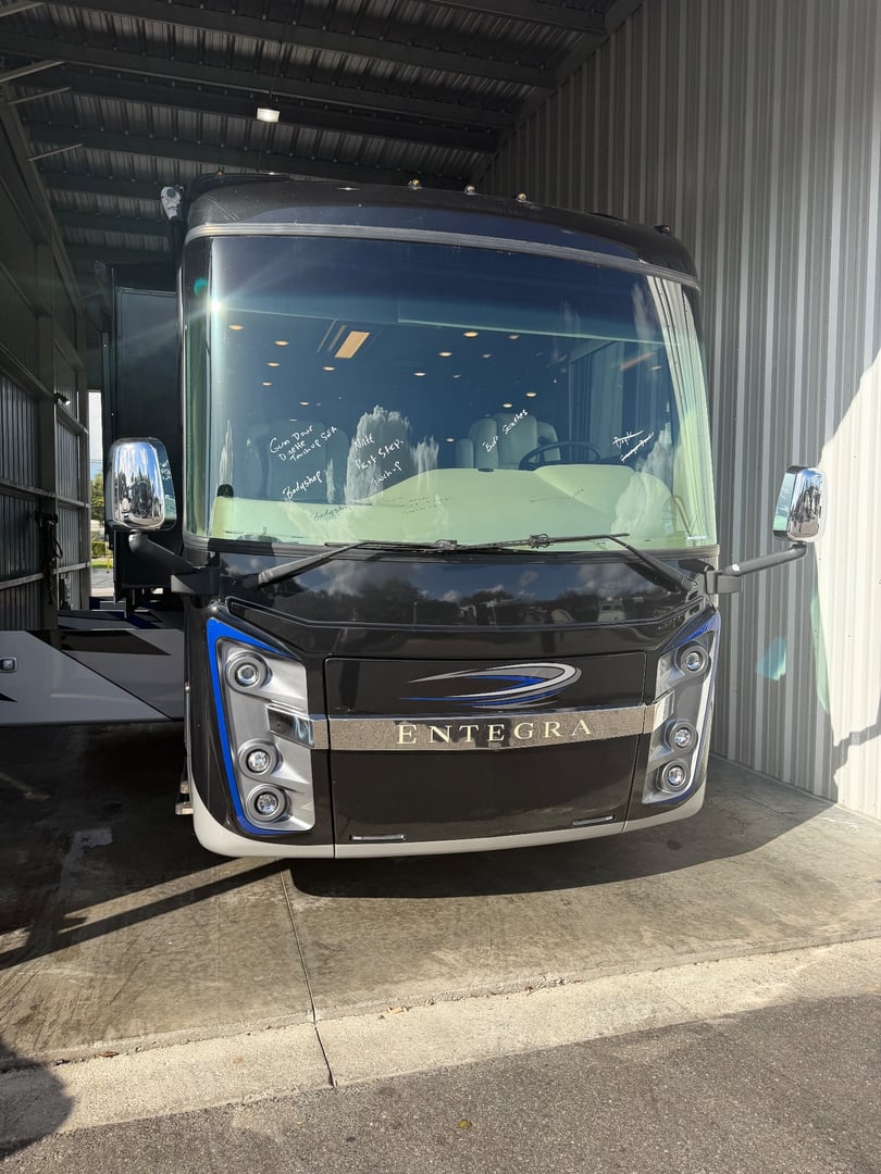 2020 Entegra Coach Reatta XL 39BH, Exterior photo 2