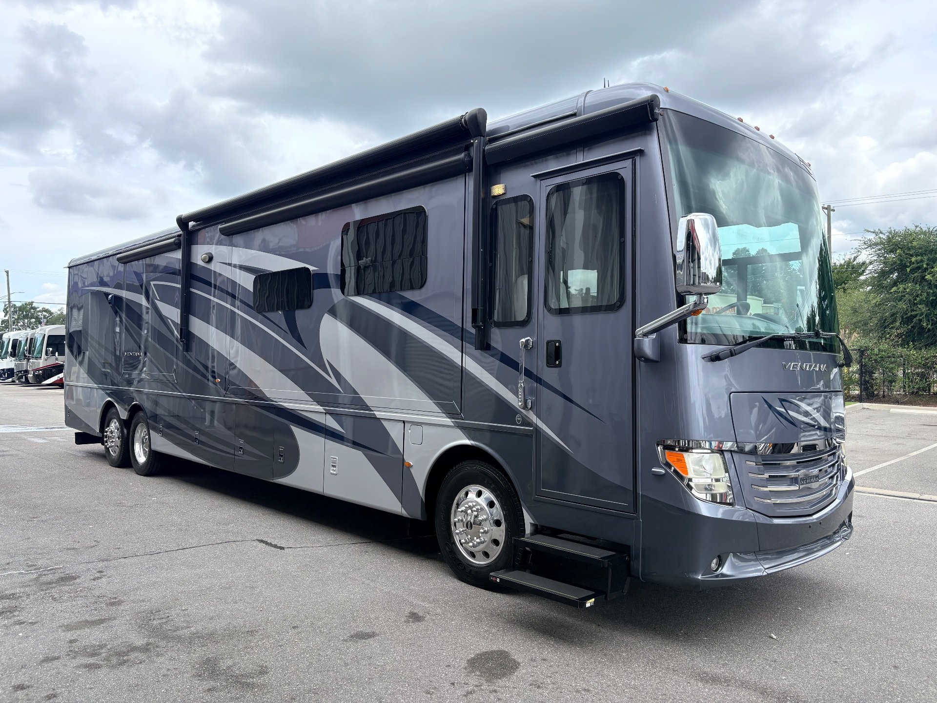 2019 Newmar Ventana 4369
