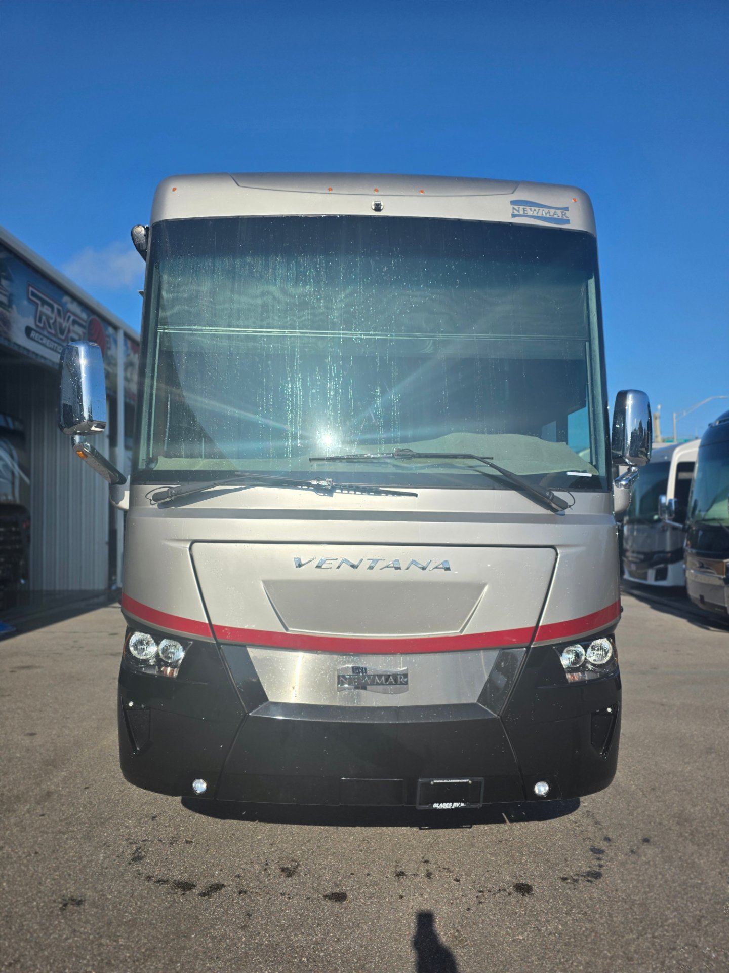 2022 Newmar Ventana 4369
