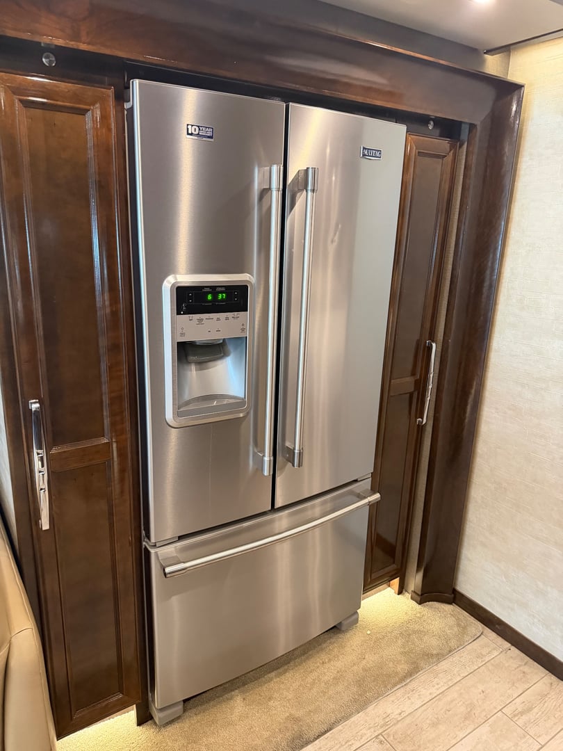 2019 Tiffin Allegro Bus 45 OPP, Kitchen photo 7
