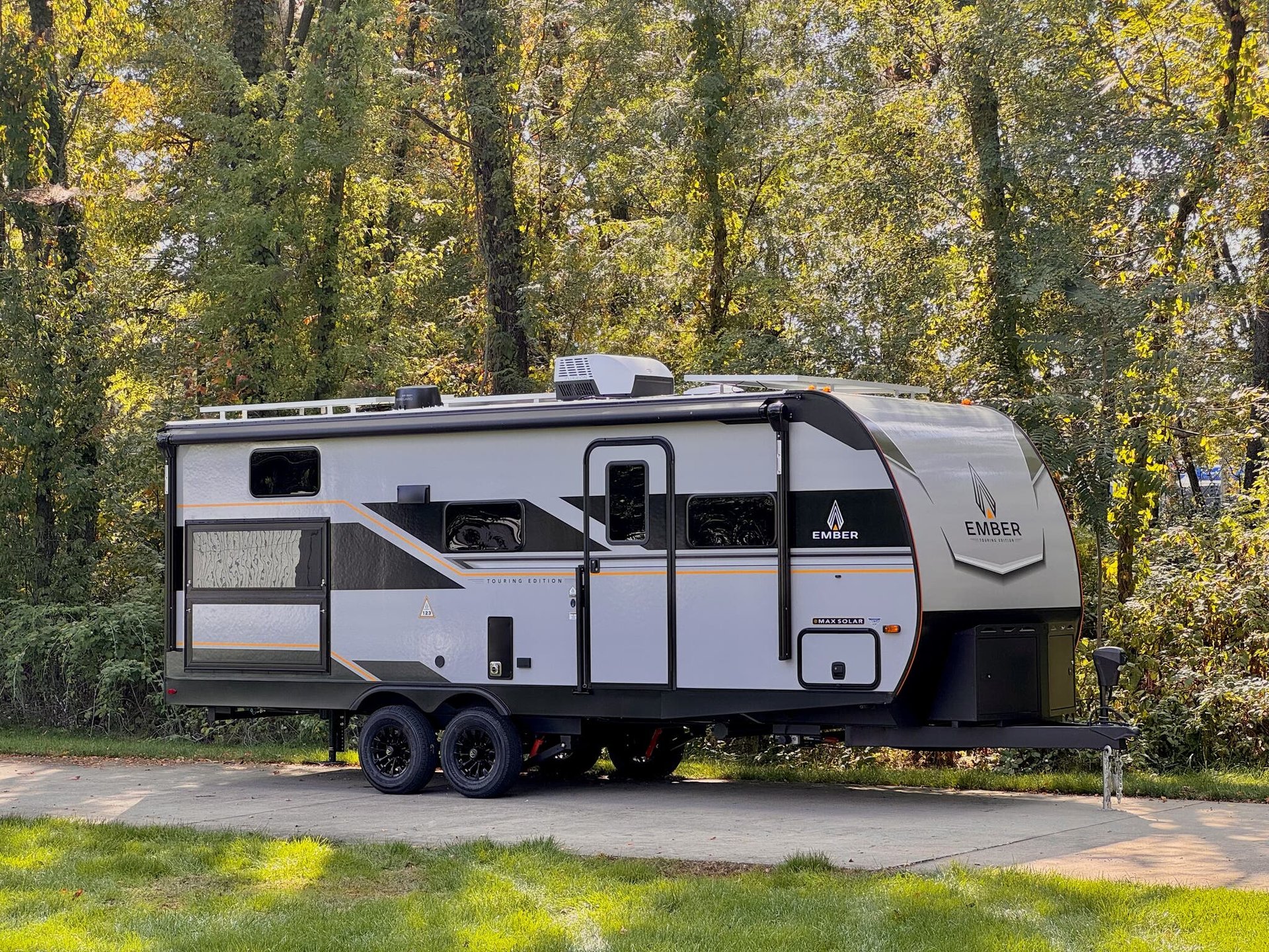 Ember RV Touring Edition 29RS exterior