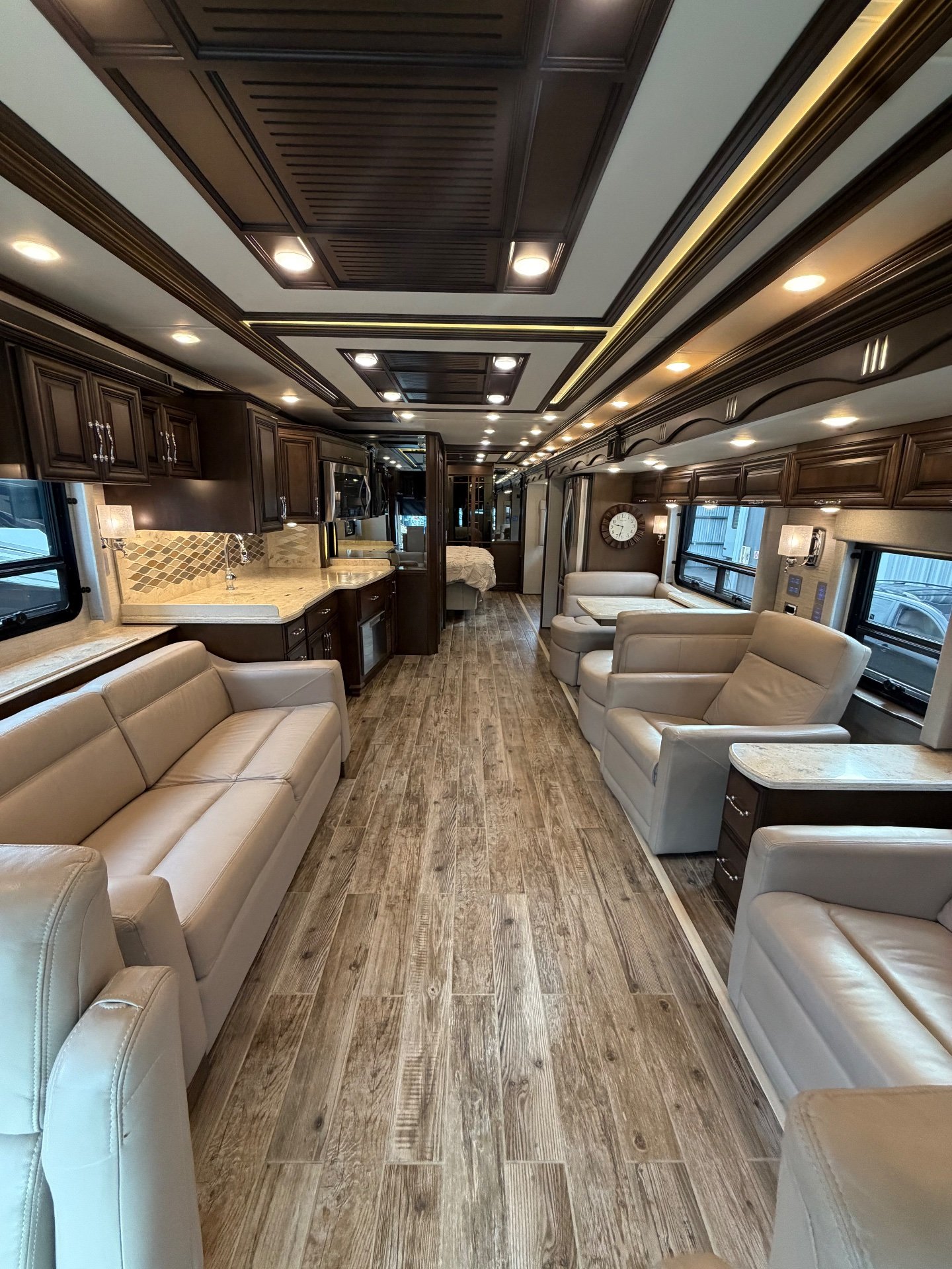 2018 Newmar Mountain Aire 4553 — Interior photo