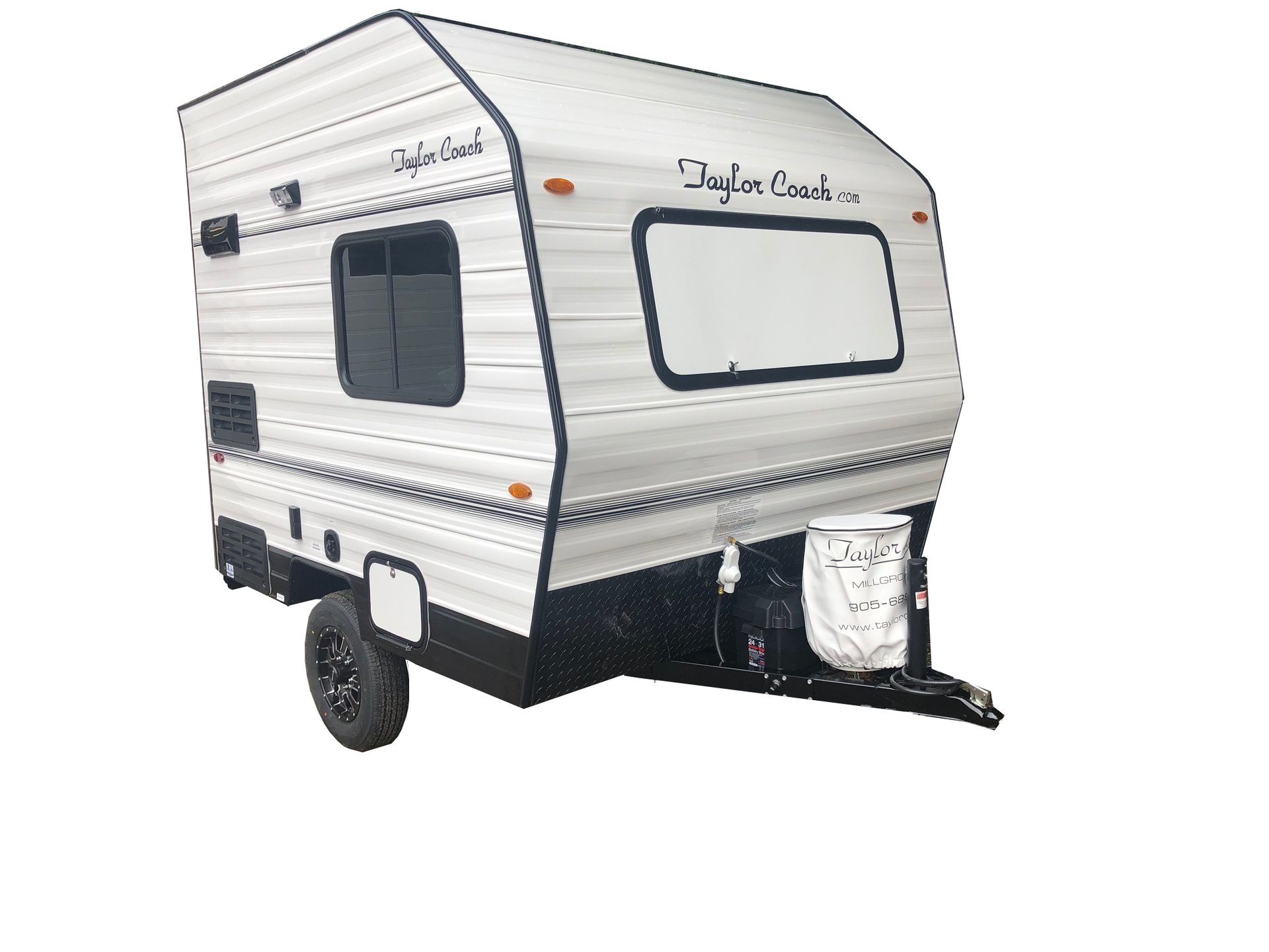 Taylor Coach Dyl BASE exterior