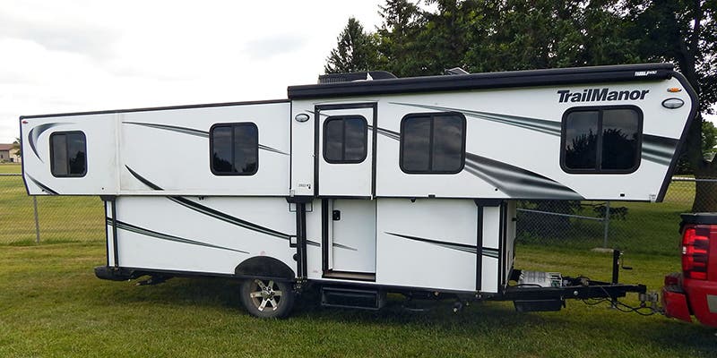 TrailManor 2922 Series KD exterior