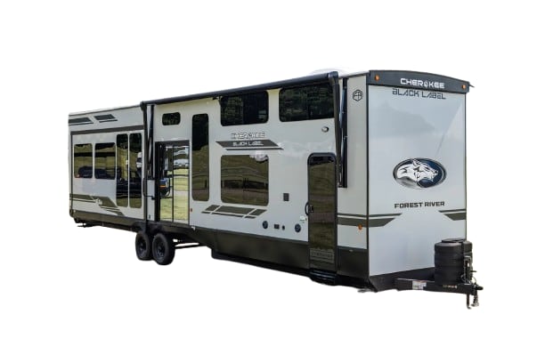 Forest River Cherokee Timberwolf Black Label 39JMBL exterior