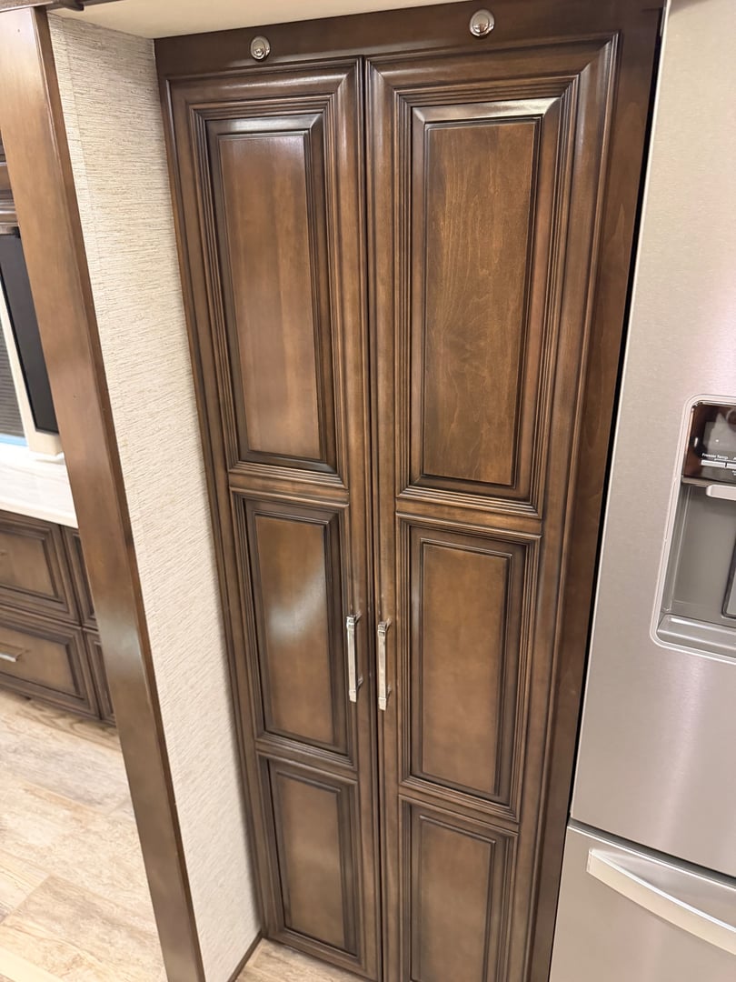 2020 Newmar Mountain Aire 4551, Storage photo 2