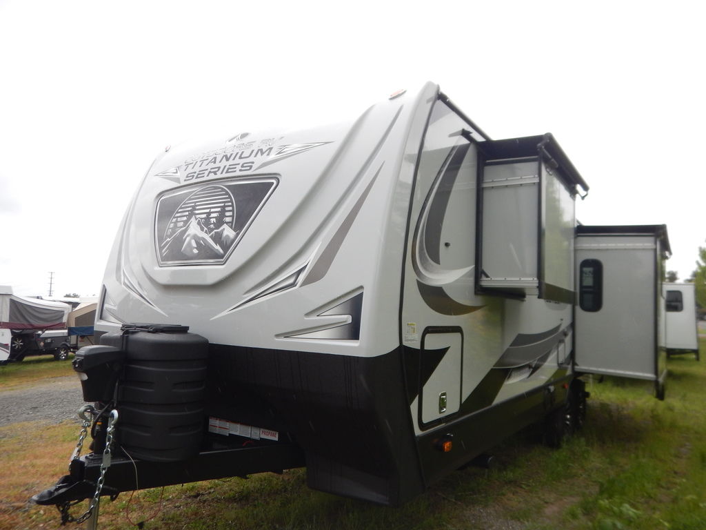 2025 Outdoors RV Titanium Series Black Stone 250RDS - Photo 4