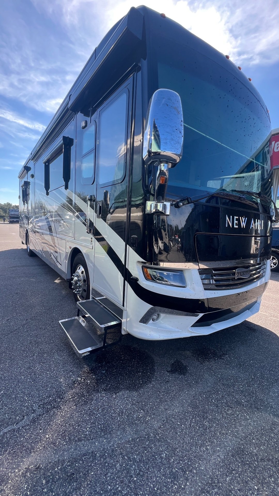 2021 Newmar New Aire 3541 - Photo 3