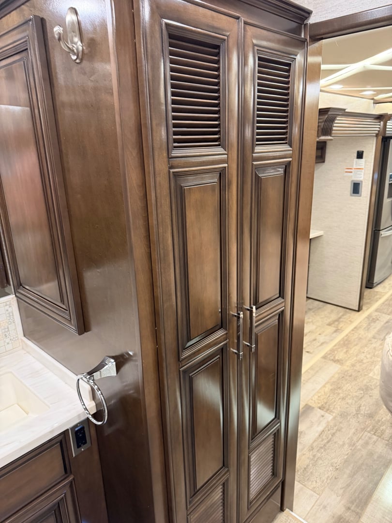 2020 Newmar Mountain Aire 4551, Storage photo 5