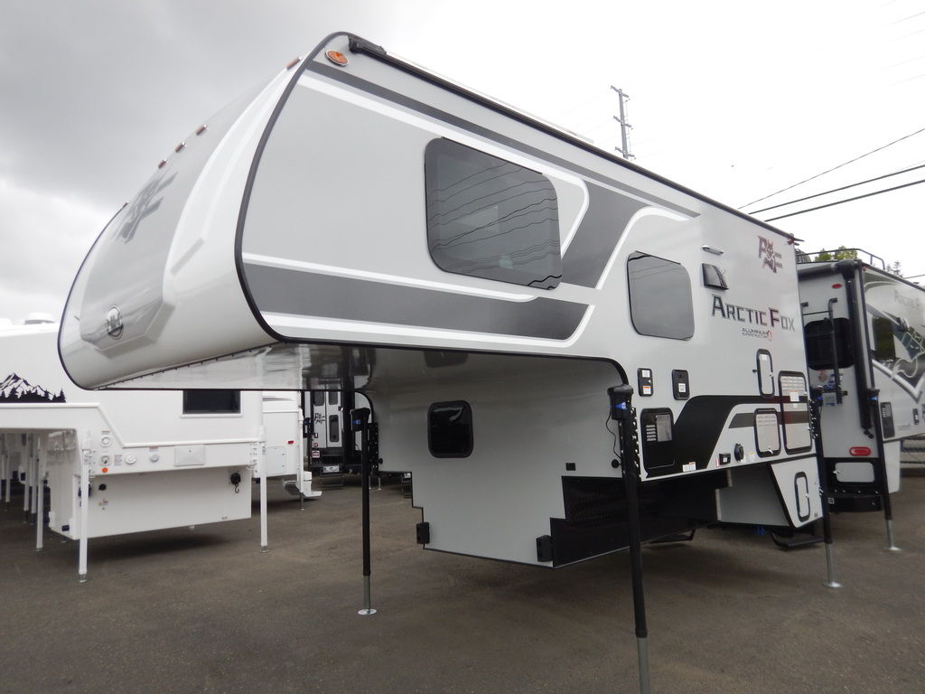 2025 Northwood Arctic Fox Camper 811 - Photo 2