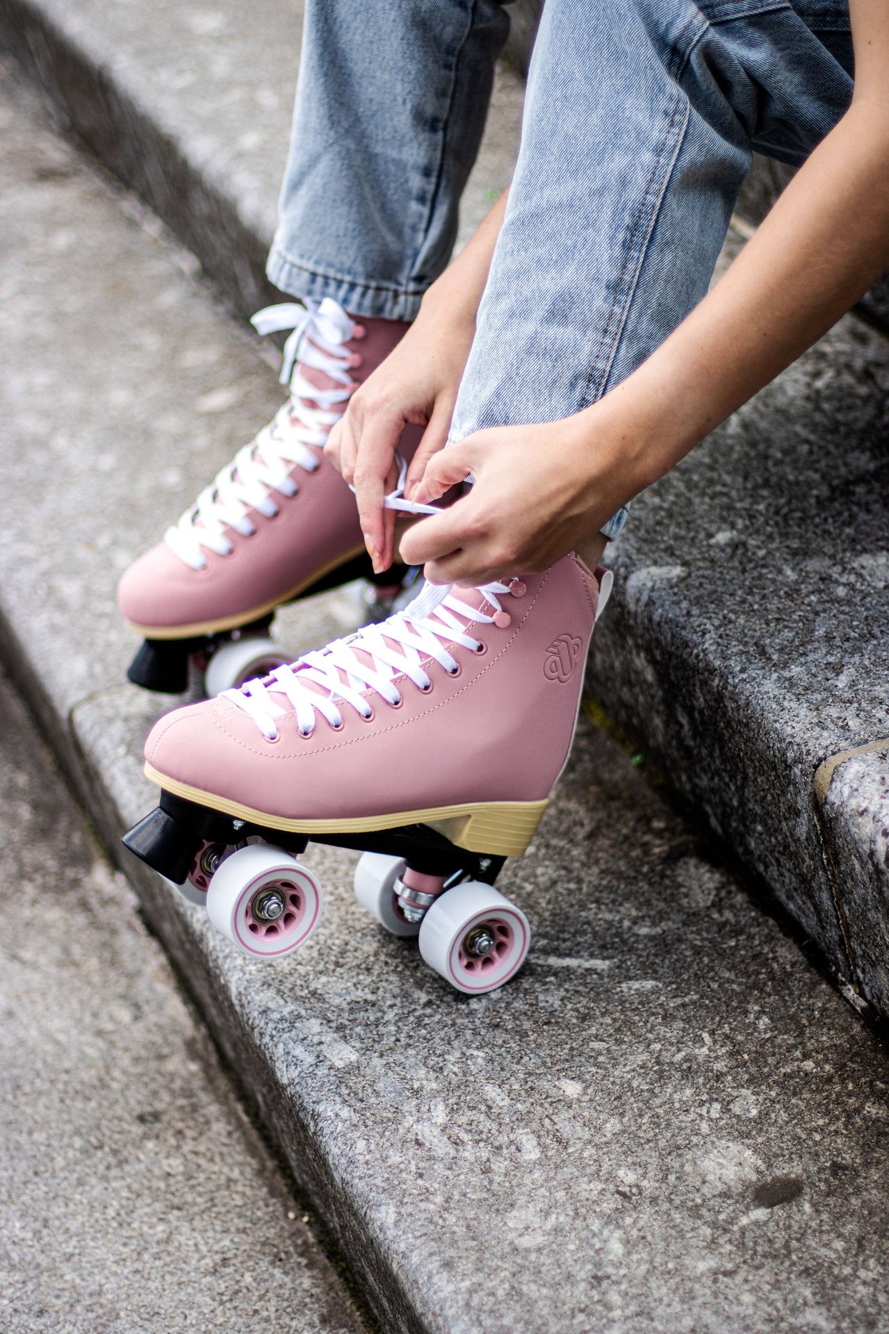 N21AF02 - Roller Skates Nubuck - Candy Cakes - Design, development 