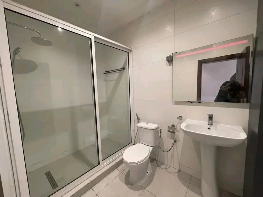 Studio modern à louer à Akwa