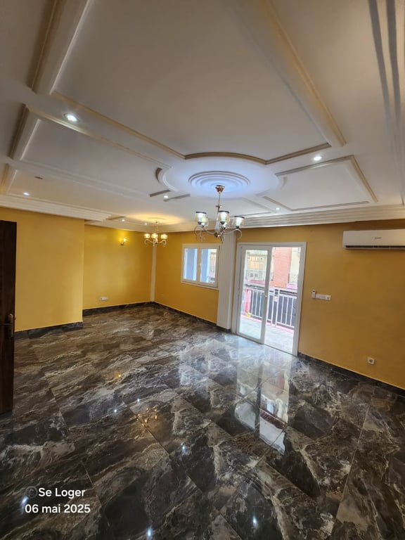 03 bedrooms apartment- Bonapriso