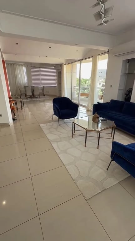 Meublé: Appartement 03 chambres | Bonapriso