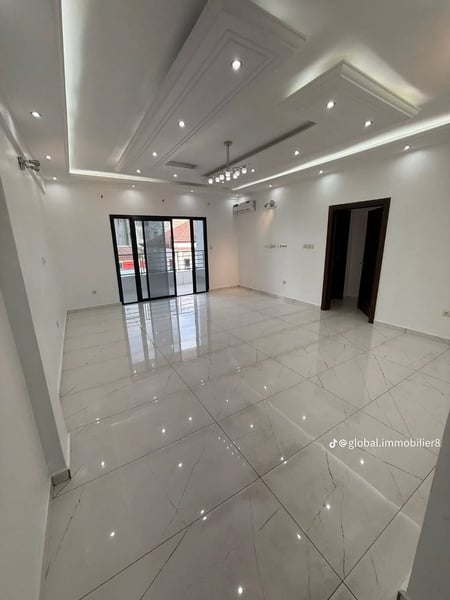 Appartement 2 chambres près du Grand Mall, Bonadiwoto