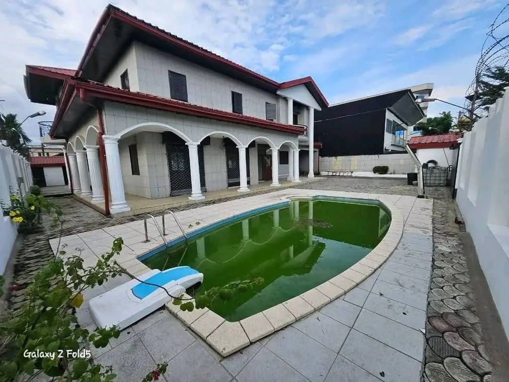 Belle propriété de 05 chambres | Bonapriso