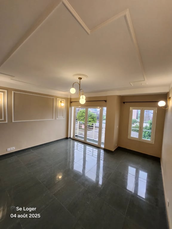 Appartement 2 chambres Bonapriso, près Hôtel de l'air - 500 000 FCFA
