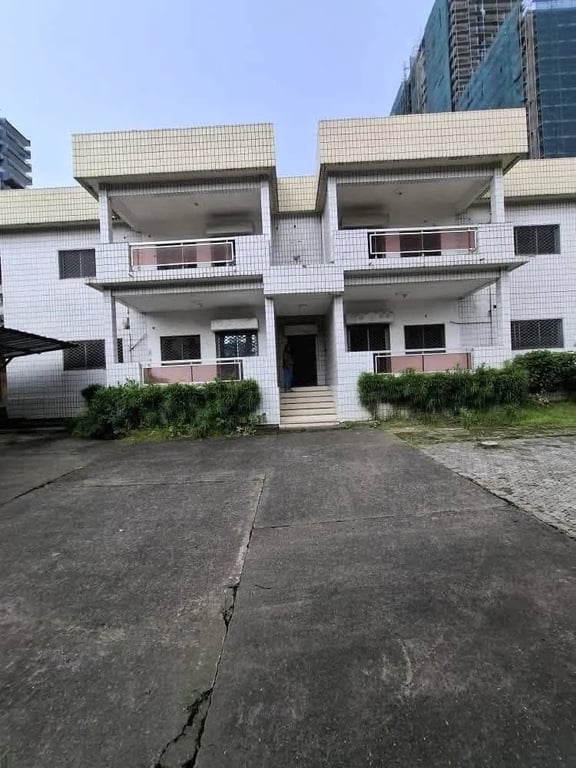 Immeuble pour bureaux à Bonanjo
