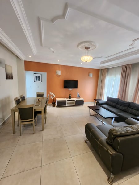 Apt 2 ch meublé Bonapriso près Hôtel de l'air - 1,5M FCFA