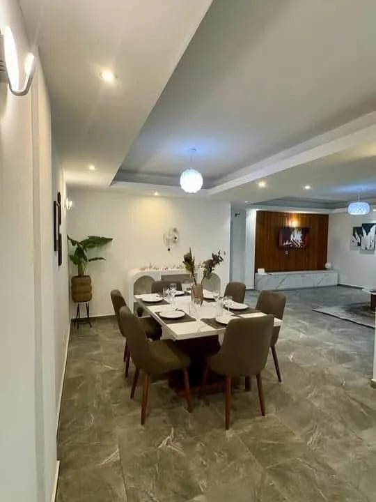Furnished 03 bedrooms apartment | Hydrocarbures, Bonapriso