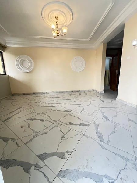 Studio apartment in Logpom, prime area - 100,000 FCFA/month