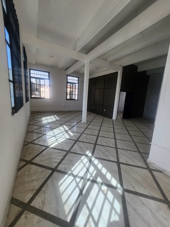 Espace commercial à louer - Bureaux - Commerces